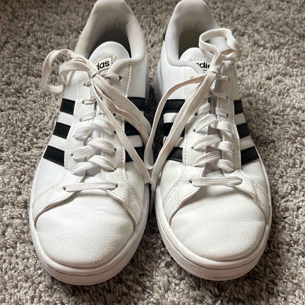 Adidas Sneakers Size 7.5